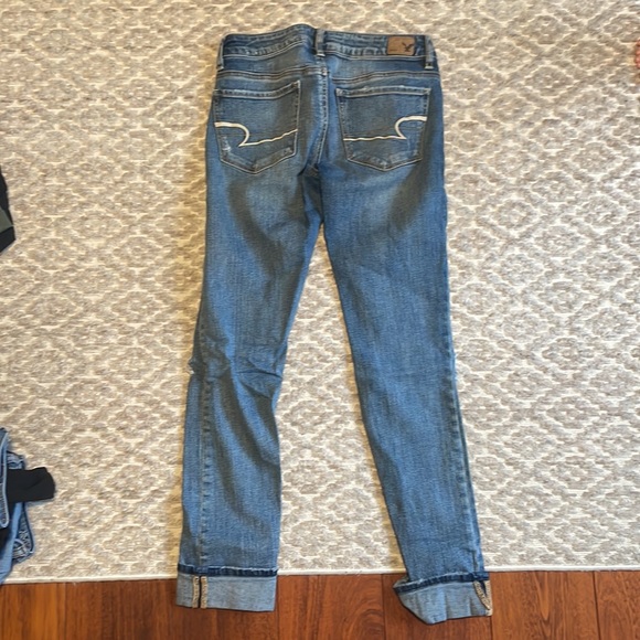 American eagle super stretch ripped/patched jeans - size 2 - Picture 2 of 2